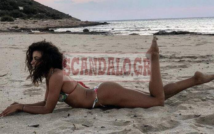 Ειρήνη Παπαδοπούλου Instagram μπικίνι στην παραλία