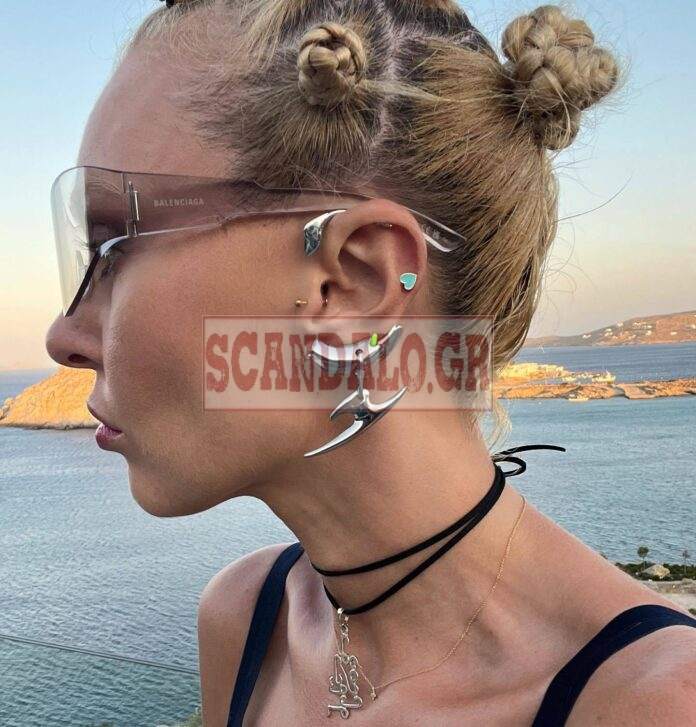 Τάμτα instagram σουτιέν Μαντόνα