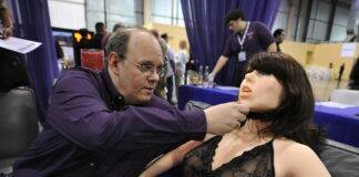 Πώς κατασκευάζονται οι κούκλες του σεξ ; Sex dolls Κούκλες για σεξ Sex toys