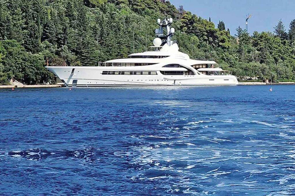 Ντμίτρι Ριμπολόβλεφ, superyacht, VIP Exclusive Club