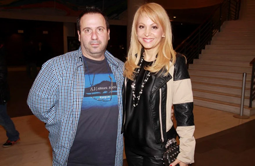 Τέτα Καμπουρέλη, Τέτα καμπουρέλη διαζύγιοΒασίλης ΓκουρούσηςGossipsΒασίλης Γκουρούσης