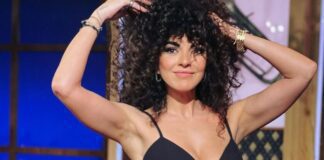 Μαρία Σολωμού με μπικίνι στη Σαντορίνη είναι… όνειρο! Μαρία Σολωμού με μπικίνι στη Σαντορίνη