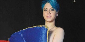 Live πρόταση γάμου στην πορνοστάρ Αφροδίτη Αδάμη! Αφροδίτη Αδάμη, Τζανέτος Τσαπατσάρης, Ελληνίδα πορνοστάρ, Alcatraz Strip Club, ηθοποιός ερωτικών ταινιών, strip club στην Αθήνα, espressonewsAfroditi AdamiPorn StarsAfroditi Adami