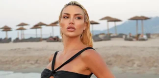 Η Αλεξάνδρα Παναγιώταρου έτοιμη για το Baywatch Αλεξάνδρα Παναγιώταρου Instagram Baywatch Sexy Milf Sexy Greek Sexy Model