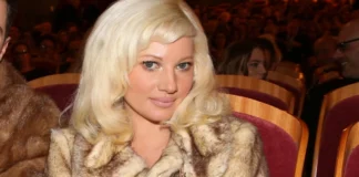 Τζούλια Αλεξανδράτου: Τους τρολάρει όλους στο διαδίκτυο Τζούλια Αλεξανδράτου Greek Porn Star Greek Onlyfans leaks nudes